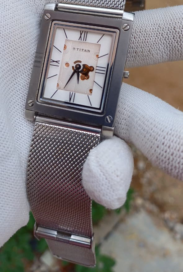 Premium Titan Edge Slim Open Heart Quartz | Cream Textured Dial | Sapphire Crystal | 38mm