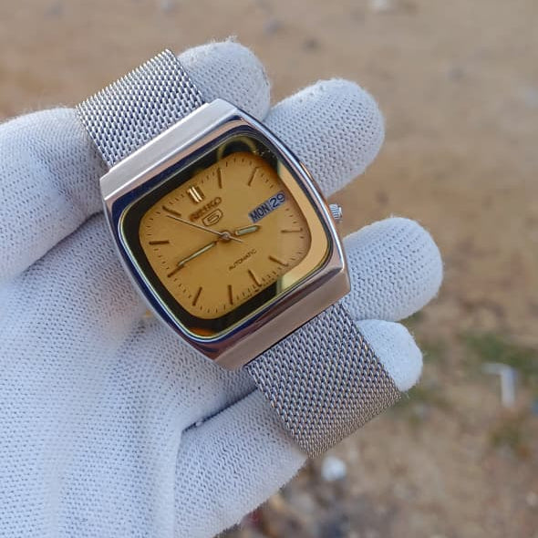 Vintage Seiko 5 Automatic | Gold Checkered Dial | Day-Date | 36mm