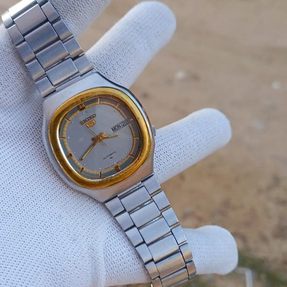 Vintage Seiko 5 Automatic | Grey Dial | Day-Date | 35mm | All Original