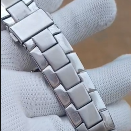 Classic Armitron Quartz | Silver Dial | All Original | 40mm
