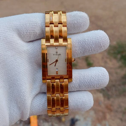 Rare Vintage Titan Date-Just Quartz | Cream Textured Diamond Dial | Gold Tone | 35mm