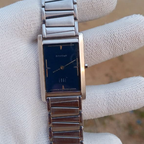 Titan Edge Slim Quartz | Teal Dial | Ultra-Thin Design | 35mm | All Original