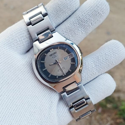 Super Rare Vintage Seiko 5 Automatic | 21 Jewels | Dual-Tone Dial | Day-Date | 36mm | All Original