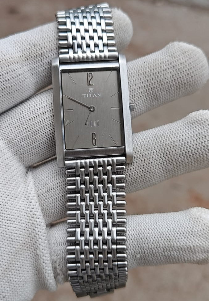 Titan Edge Slim Quartz | Grey Dial | Ultra-Thin Design | All Original